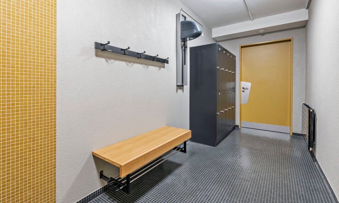 Schule Altstaetten Garderobe Protekt K 16