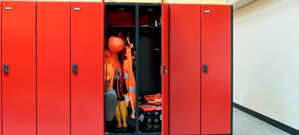 Wenn Schon Drecksarbeit Dann Mindestens Eine Schoene Garderobe 4