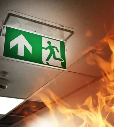 Wenns Brennt Im Abfallbehaelter