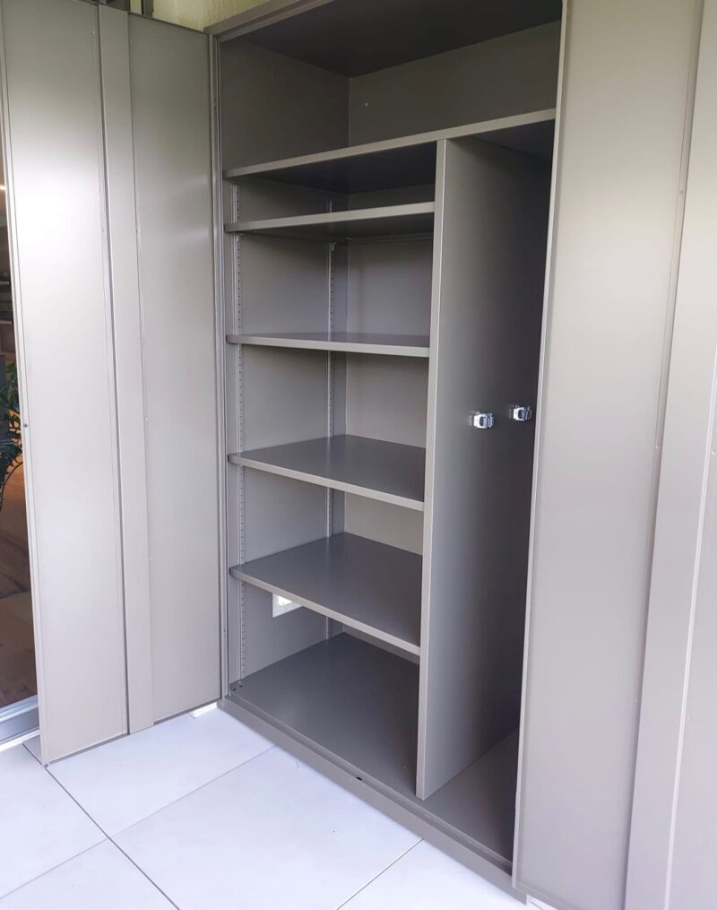 Balkonschrank7