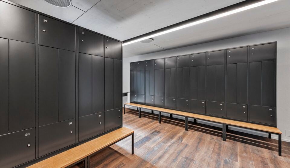 Sitzbank Untergebaut 1 Lattig (1)